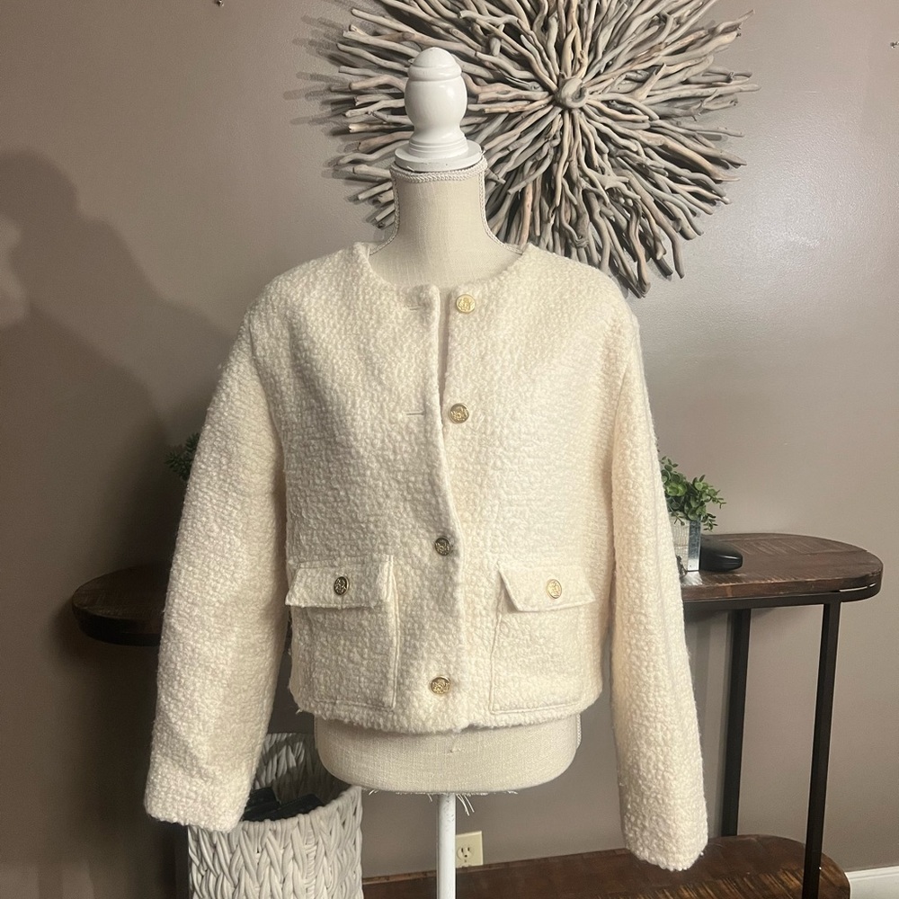 Abercrombie & Fitch blazer in cream color